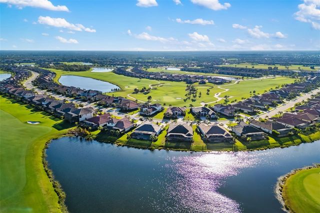 5619 MULLIGAN WAY, Bradenton, FL 34211