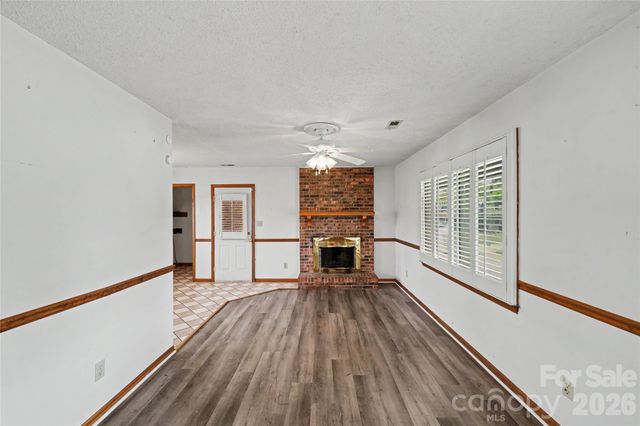 406 Greyfield Drive, Kings Mountain, NC 28086
