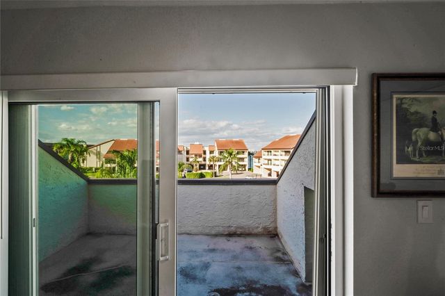126 S 1ST STREET E 102, Tierra Verde, FL 33715