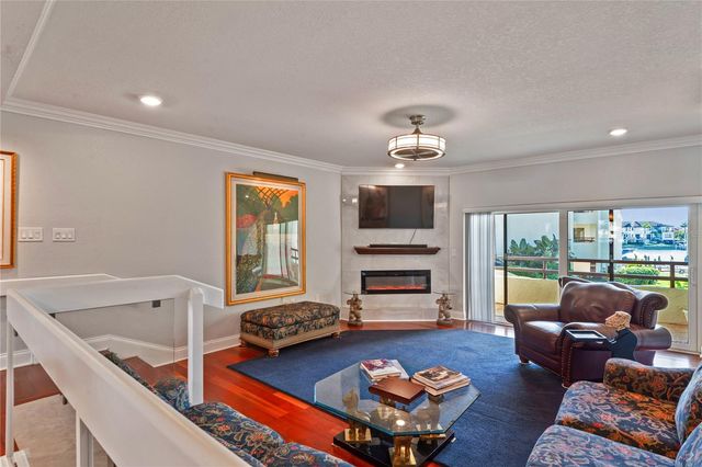 126 S 1ST STREET E 102, Tierra Verde, FL 33715