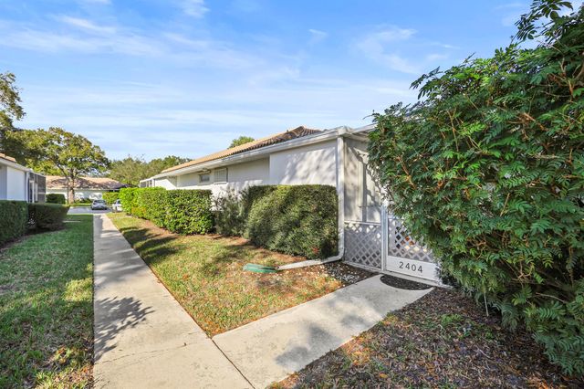 2404 Pin Oak Court, Palm Beach Gardens, FL 33410
