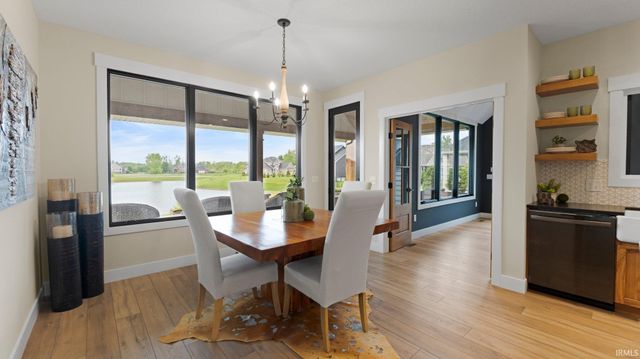 5272 Greyson Heights Drive, Auburn, IN 46706