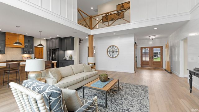 5272 Greyson Heights Drive, Auburn, IN 46706