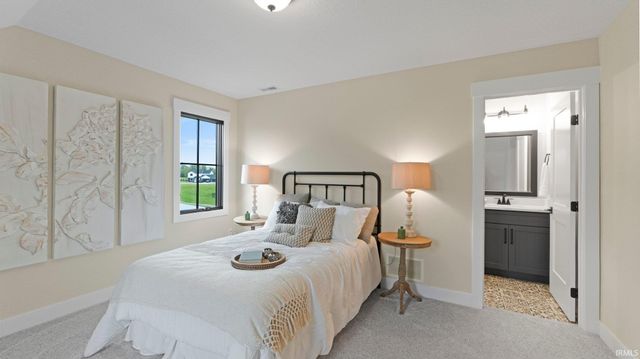 5272 Greyson Heights Drive, Auburn, IN 46706