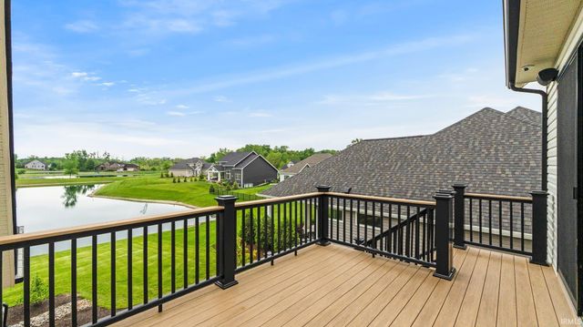 5272 Greyson Heights Drive, Auburn, IN 46706