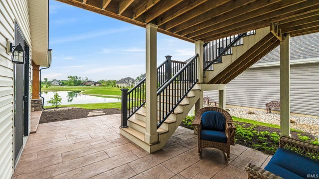 5272 Greyson Heights Drive, Auburn, IN 46706