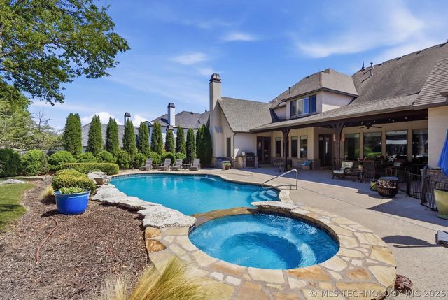 1113 W 108th Place S, Jenks, OK 74037
