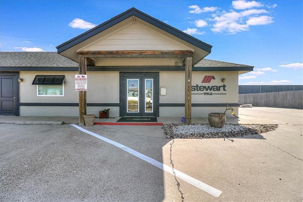 121 Cut Off, Port Aransas, TX 78373 — photo 2