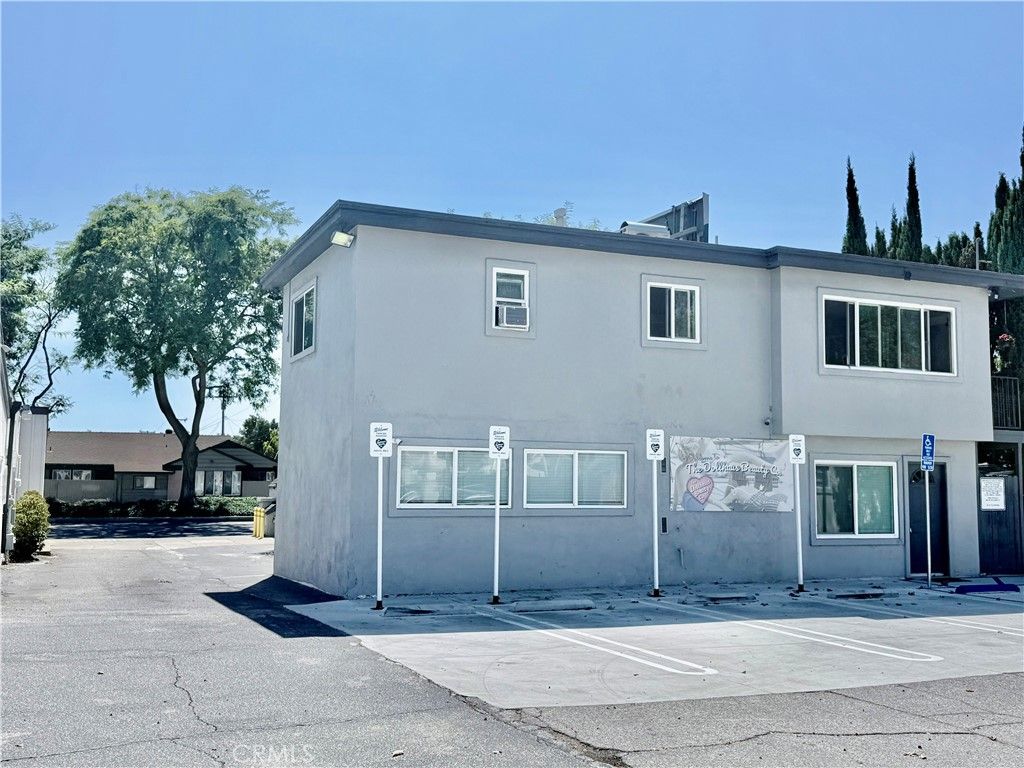 1145 W 17th Street, Santa Ana, CA 92706 — photo 3