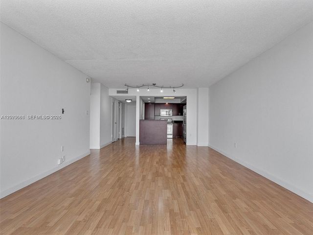 18021 Biscayne Boulevard 603, Aventura, FL 33160