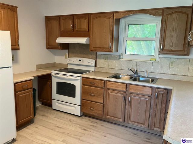 1512 Cypress Drive, Radcliff, KY 40160