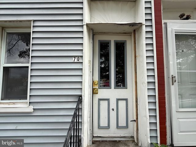 70 E SPRINGER ST, Philadelphia, PA 19119