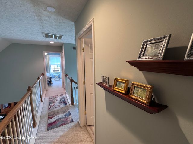 5100 Middlesex Dr, Louisville, KY 40245