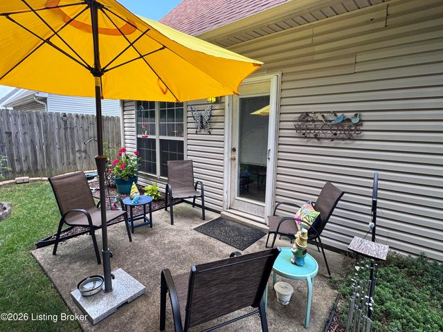 5100 Middlesex Dr, Louisville, KY 40245