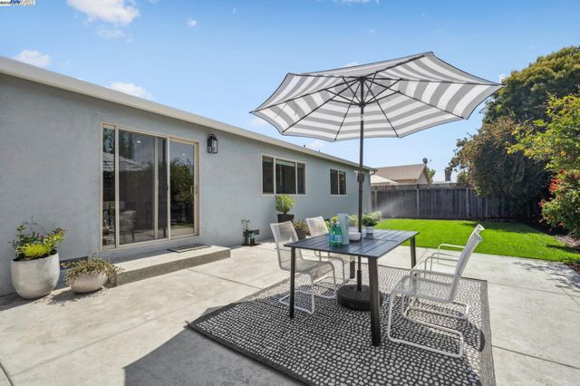 34709 Clover St, Union City, CA 94587