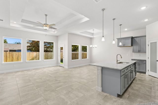 301 Club View E, Seguin, TX 78155