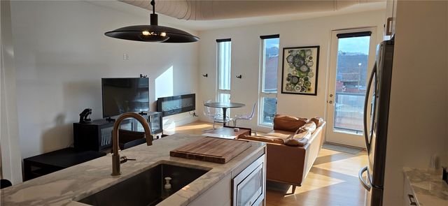 3725 Butler St. 503, Lawrenceville, PA 15201