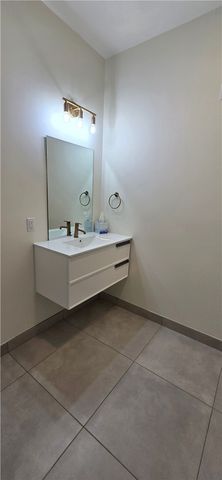 3725 Butler St. 503, Lawrenceville, PA 15201