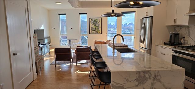 3725 Butler St. 503, Lawrenceville, PA 15201