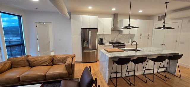 3725 Butler St. 503, Lawrenceville, PA 15201