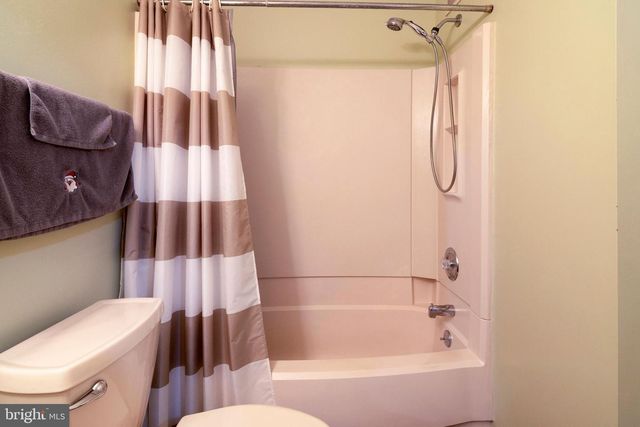 451 DURHAM CT, West Deptford, NJ 08051