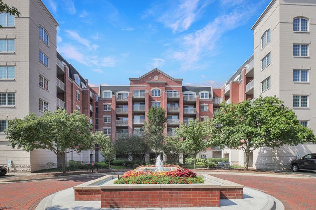 4833 N Olcott Avenue 201, Harwood Heights, IL 60706