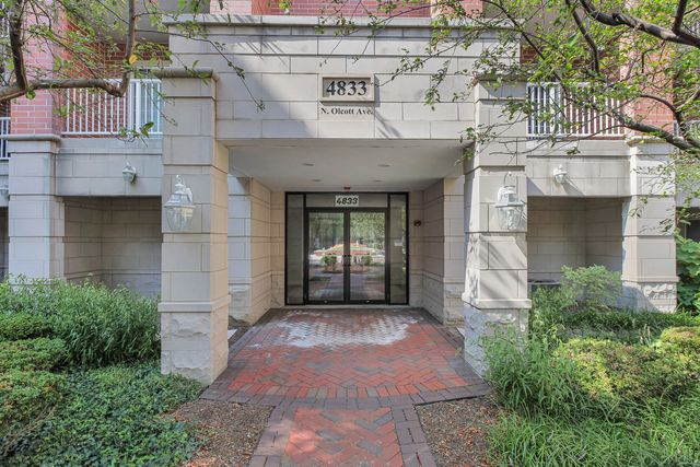 4833 N Olcott Avenue 201, Harwood Heights, IL 60706