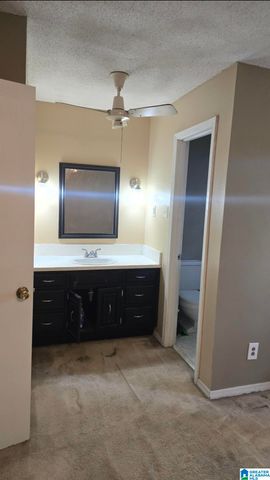 808 3RD TERRACE CIRCLE, Pleasant Grove, AL 35127