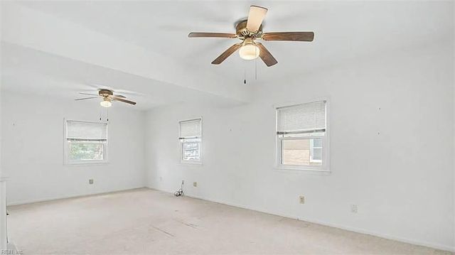 131 Madrid DR, Hampton, VA 23669