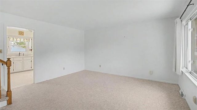 131 Madrid DR, Hampton, VA 23669