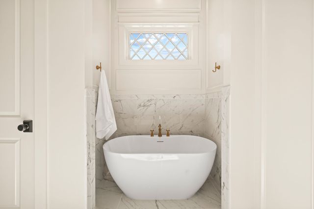 1304 McQuiddy Rd, Nashville, TN 37221