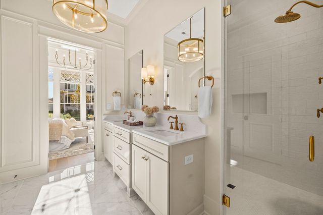 1304 McQuiddy Rd, Nashville, TN 37221