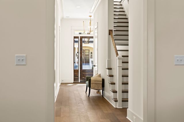 1304 McQuiddy Rd, Nashville, TN 37221