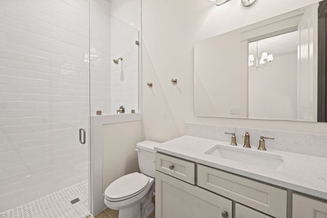 1304 McQuiddy Rd, Nashville, TN 37221