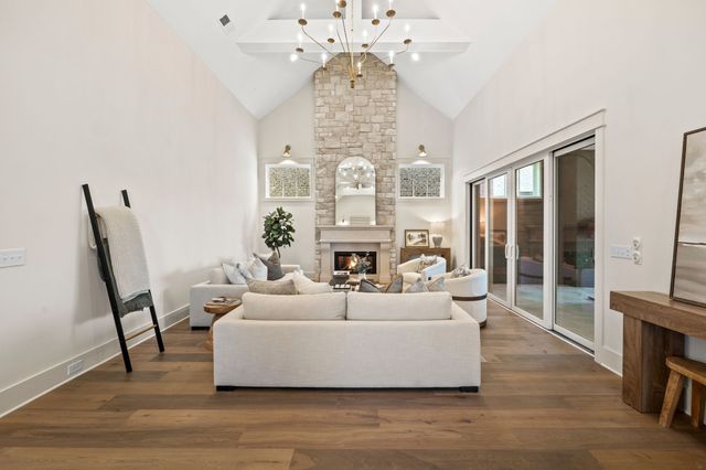 1304 McQuiddy Rd, Nashville, TN 37221