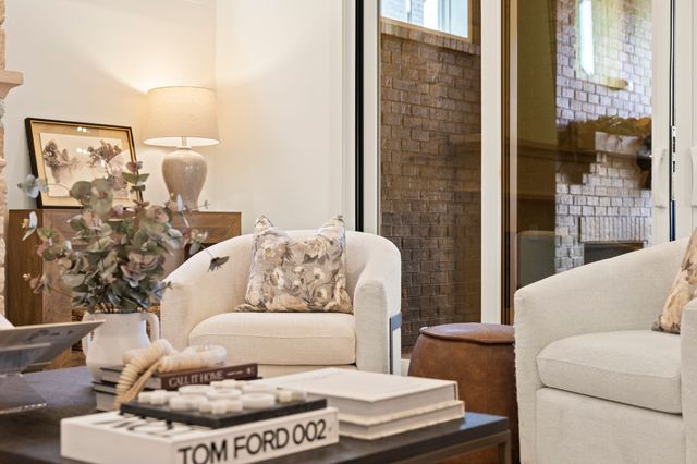 1304 McQuiddy Rd, Nashville, TN 37221