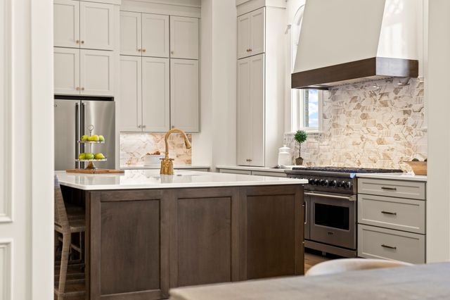 1304 McQuiddy Rd, Nashville, TN 37221