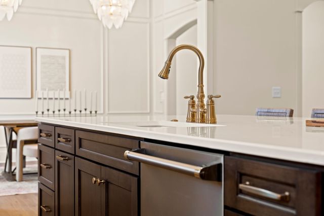 1304 McQuiddy Rd, Nashville, TN 37221