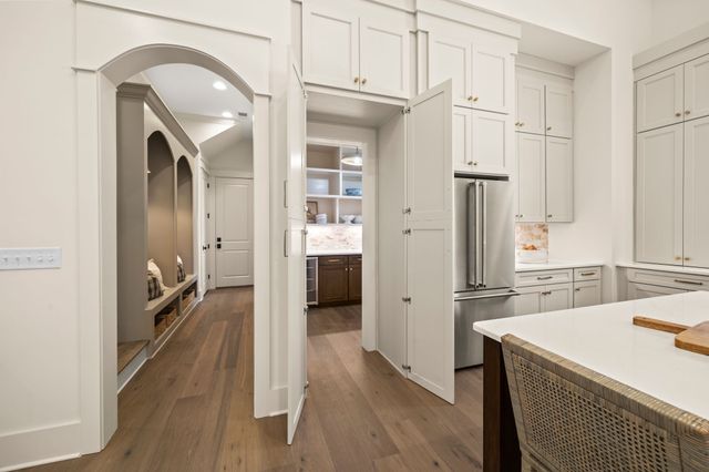 1304 McQuiddy Rd, Nashville, TN 37221