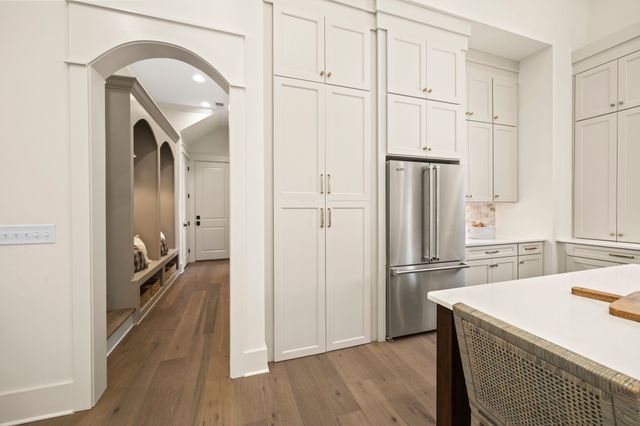 1304 McQuiddy Rd, Nashville, TN 37221