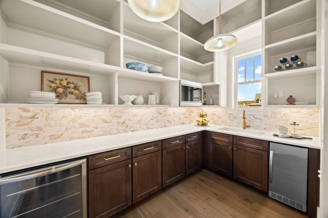 1304 McQuiddy Rd, Nashville, TN 37221