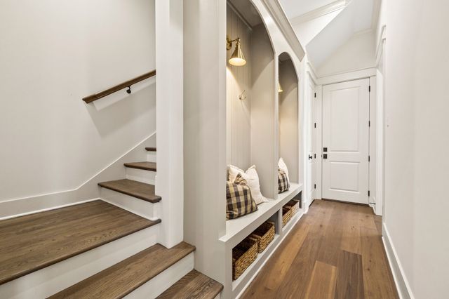 1304 McQuiddy Rd, Nashville, TN 37221