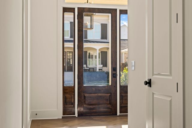 1304 McQuiddy Rd, Nashville, TN 37221