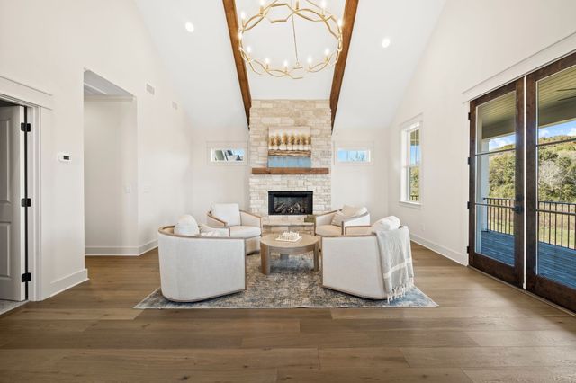 1304 McQuiddy Rd, Nashville, TN 37221