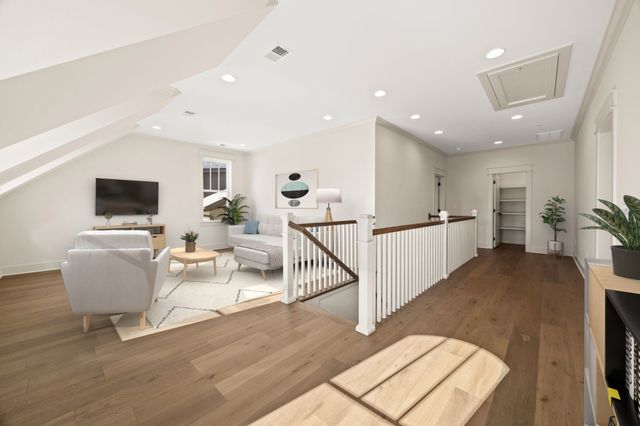 1304 McQuiddy Rd, Nashville, TN 37221