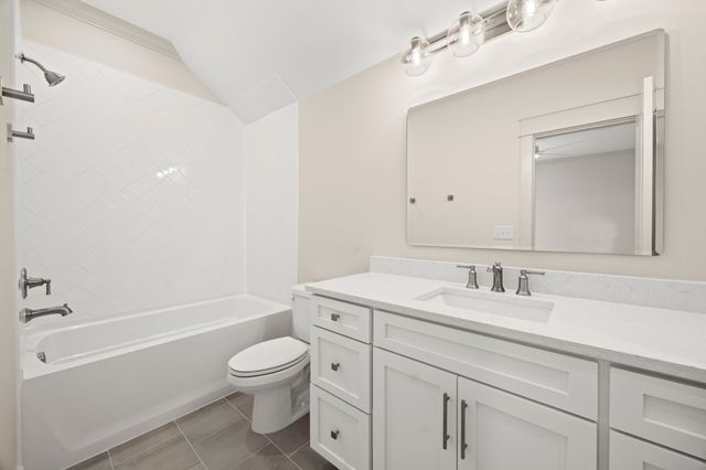 1304 McQuiddy Rd, Nashville, TN 37221