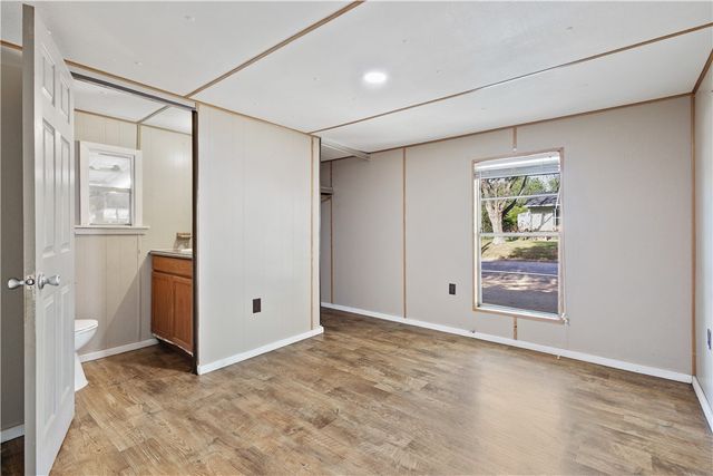 1212 Suncrest Street, Bryan, TX 77803