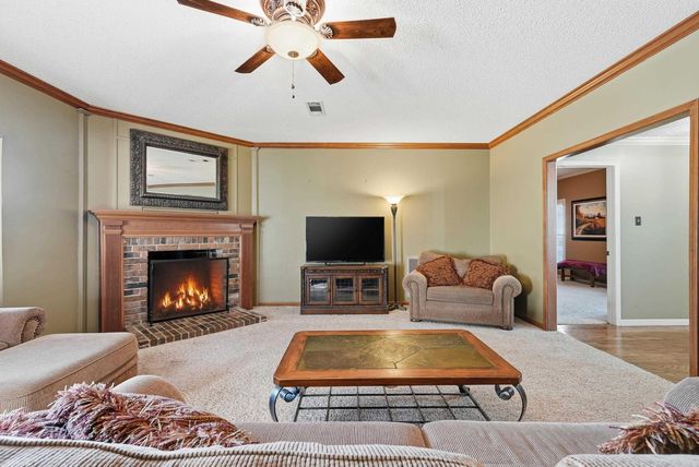 14 Shady Valley Drive, Conway, AR 72034