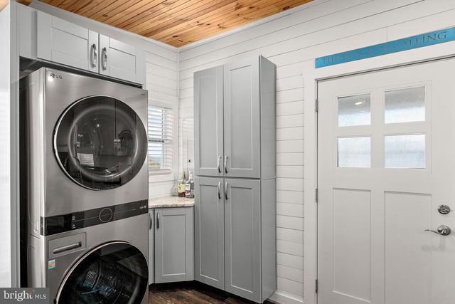 8 VIRGINIA AVE, Milton, DE 19968