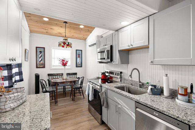 8 VIRGINIA AVE, Milton, DE 19968